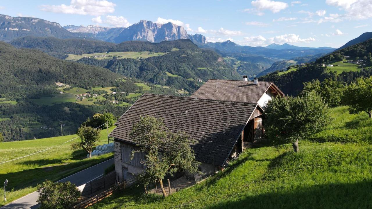 Hauserhof - Urlaub Auf Dem Bauernhof Villandro Exterior photo
